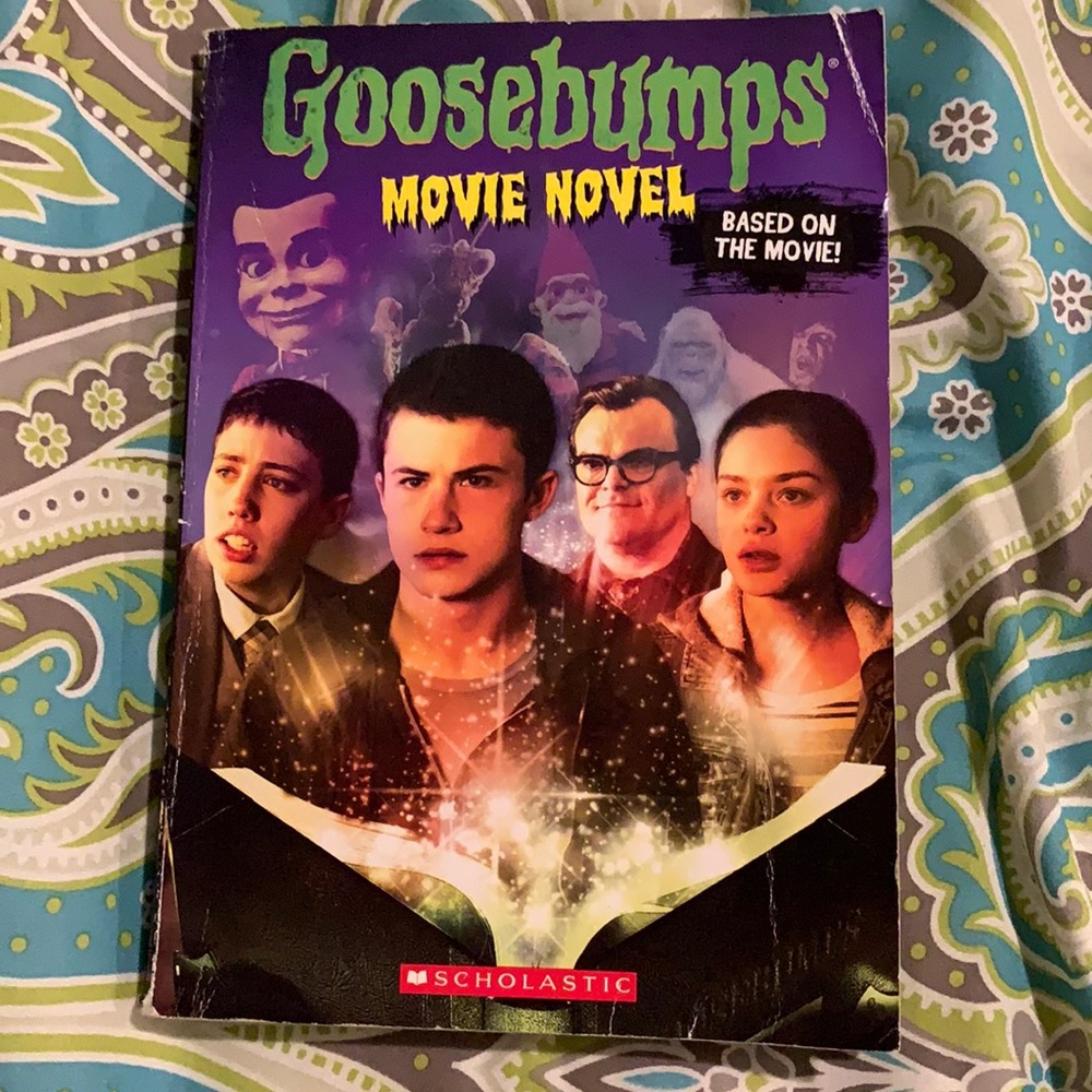 Goosebumps movie novel based on the movie!!